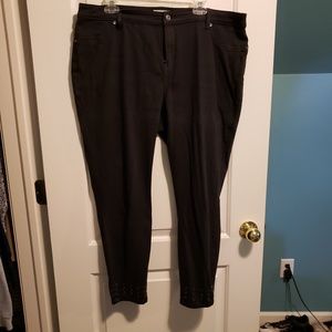 Lila Ryan Grommet Ankle Jean